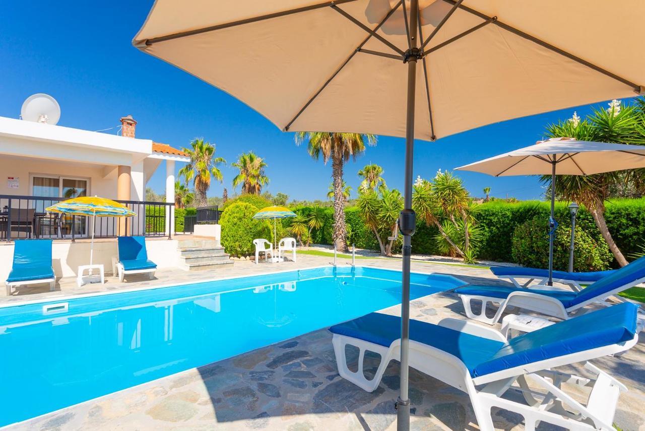 Villa Chrystalla Neo Chorio Exterior foto